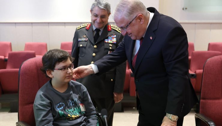 Bakan Güler şehit ve gazi çocuklarına seslendi: Sizler bu ülkenin en kıymetli hazinelerisiniz