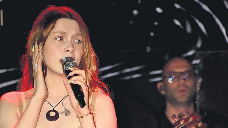 ‘Yeni bir Aleyna doğuyor’