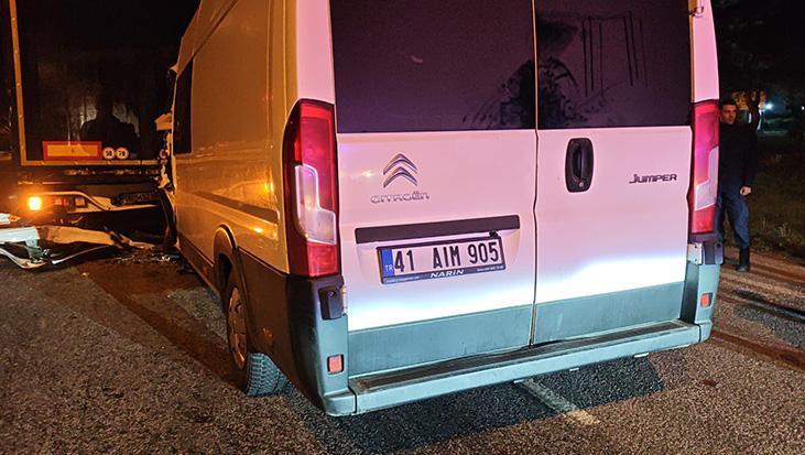 Edirne’de panelvan tıra arkadan çarptı: 1 ölü, 1 yaralı! Kaza anı kamerada