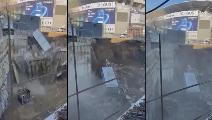 Fenerbahçe Stadyumu'nun yanındaki inşaat duvarı çöktü