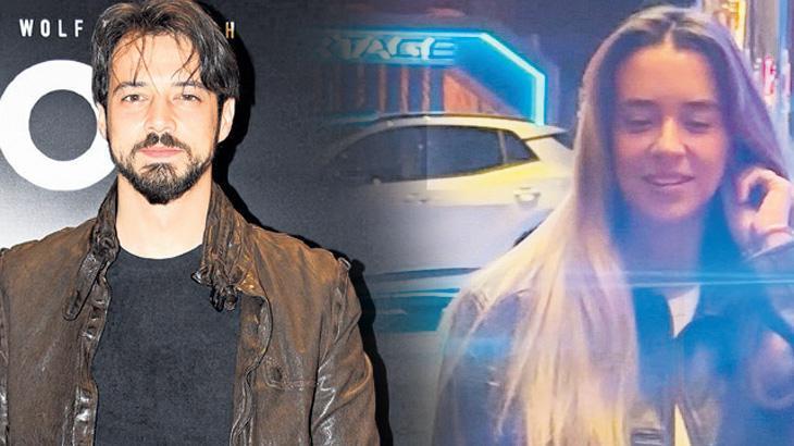 Sevgilisiyle katıldı