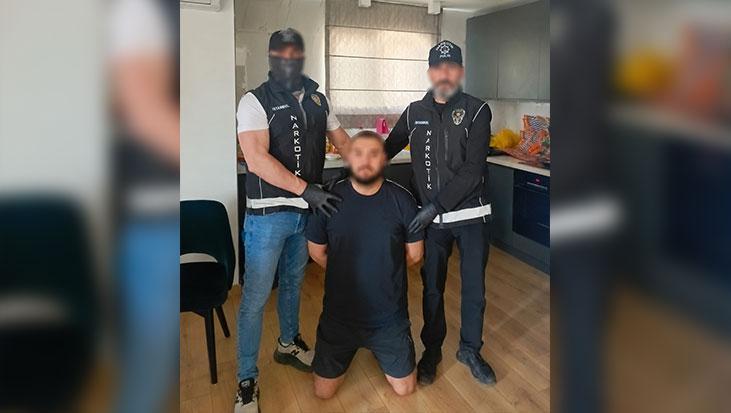 Dünya peşindeydi! İnterpol’ün "en çok arananlar" listesindeki cinayet zanlısı Antalya'da kıskıvrak yakalandı