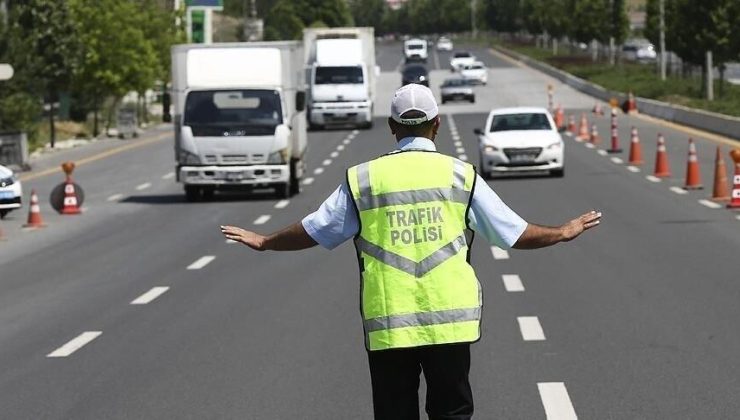 'İstanbul'da bugün bazı yollar trafiğe kapatılacak! Saatler belli oldu, alternatifler açıklandı
