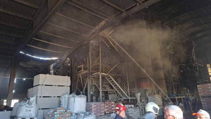 Ankara'da korku dolu dakikalar! Fabrikadan yükselen dumanlar gökyüzünü kapladı