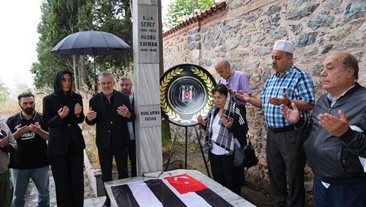 Beşiktaş’ta Şeref Bey kabri başında anıldı