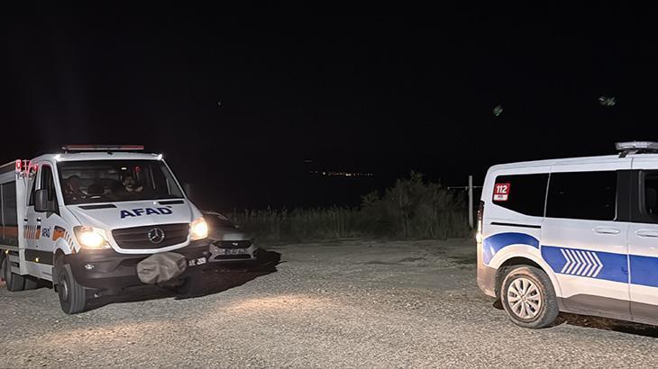 Burdur Gölü'nde kanoyla açıldıktan sonra kendilerinden haber alınamayan 2 kişi aranıyor