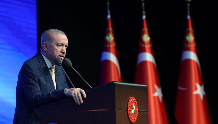 Cumhurbaşkanı Erdoğan, Kara Kuvvetleri'nin kuruluş yıl dönümünü kutladı
