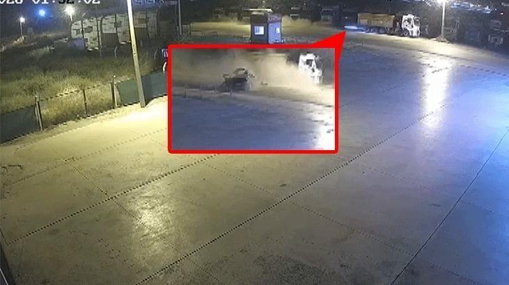 Polatlı'da otomobil kamyona çarptı: 4 kişi öldü