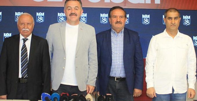 Sivasspor’da aday çıkmadı: Kongre ertelendi