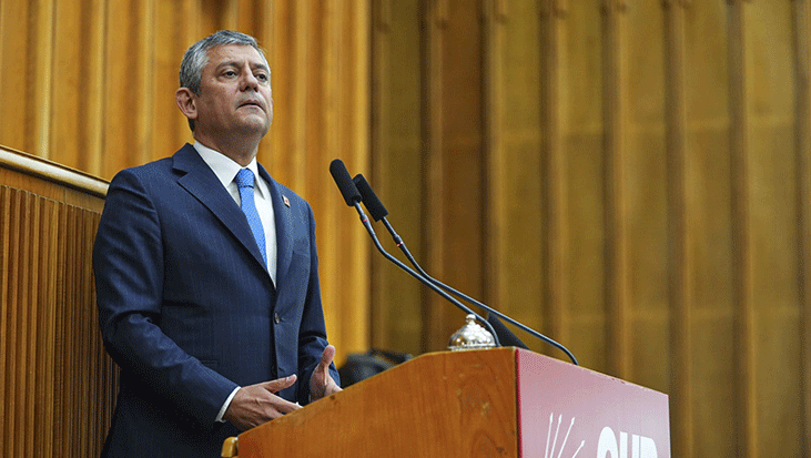 Son dakika… Özgür Özel görevden mi alındı? CHP'den açıklama geldi