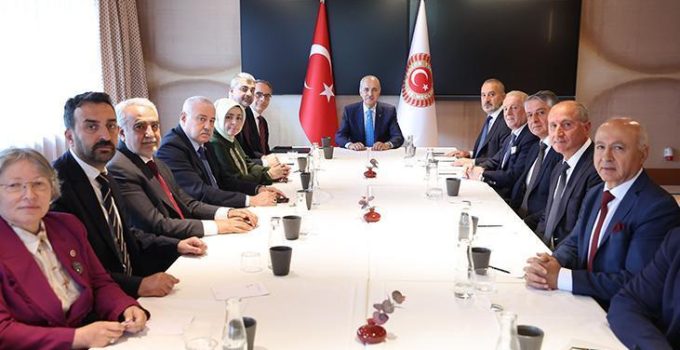 TBMM Başkanı Kurtulmuş, Süryani toplumu temsilcilerini kabul etti
