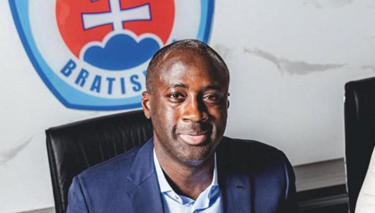 Yaya Toure, Slovan Bratislava’nın yeni teknik direktörü oldu