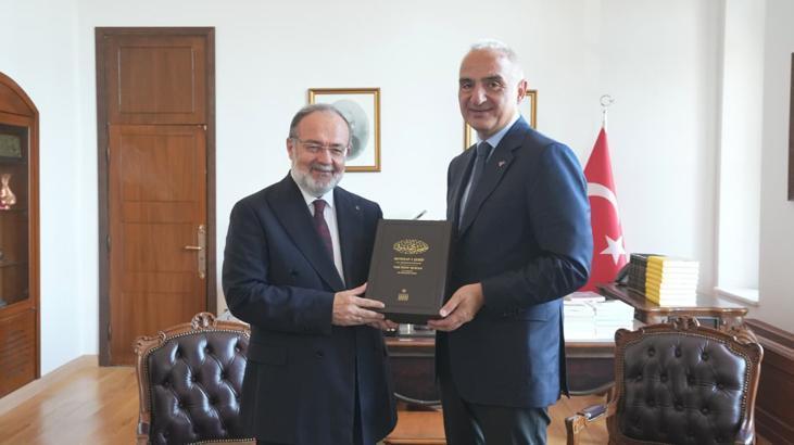 Bakan Ersoy: Medeniyet birikimimizi ilimle buluşturan çalışmaları memnuniyetle takip ediyoruz