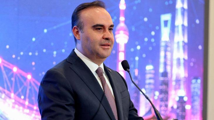 Bakan Kacır: Türkiye’nin yerli atomik saati uzaya fırlatıldı