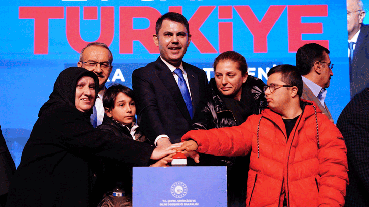 Bakan Kurum’un ismi oy birliğiyle Malatya’da bir caddeye verildi