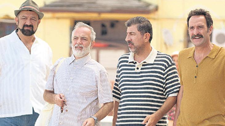 Çakallar uluslararası güldürecek