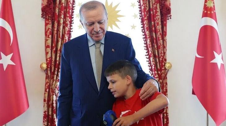 Cumhurbaşkanı Erdoğan ‘Cake Not Hate’ kampanyasıyla tanınan Harris’i kabul etti