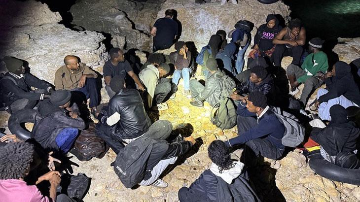 Ege Denizi’nde 39 düzensiz göçmen yakalandı, 8 kişi kurtarıldı