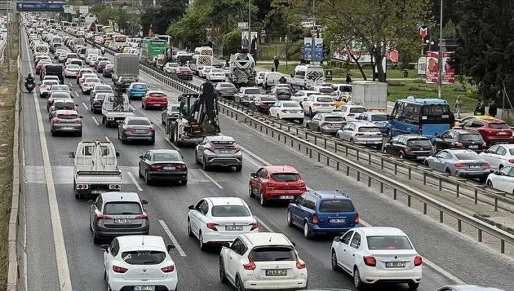 İstanbul’da sürücüler dikkat! 128 noktaya yeni EDS geliyor: Avrasya Tüneli’nde de hız ölçülecek