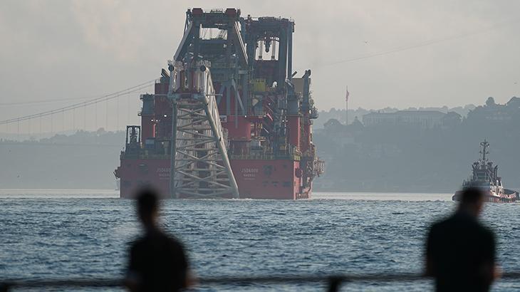 JSD6000 İstanbul Boğazı'nda! Dikkat çeken görüntü
