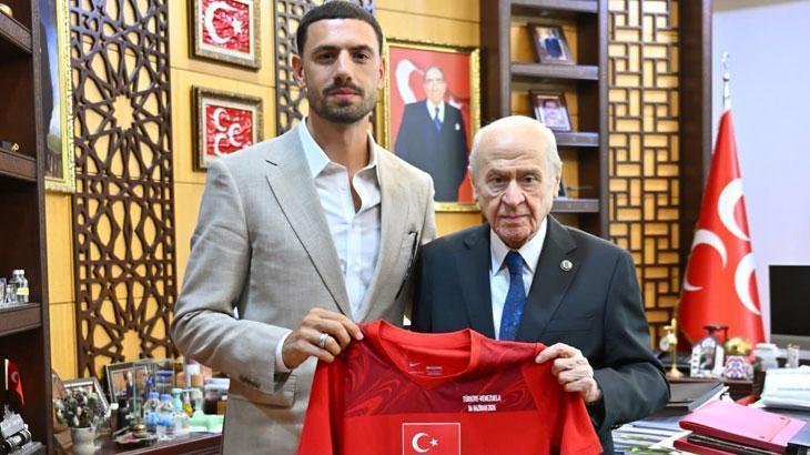 MHP Genel Başkanı Bahçeli, A Milli Futbol Takımı oyuncusu Merih Demiral’ı kabul etti