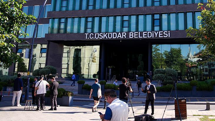 Son dakika: Üsküdar Belediyesi’ne operasyonda yeni detaylar! ‘300 bin dolar çikolata kutusunda teslim edildi’