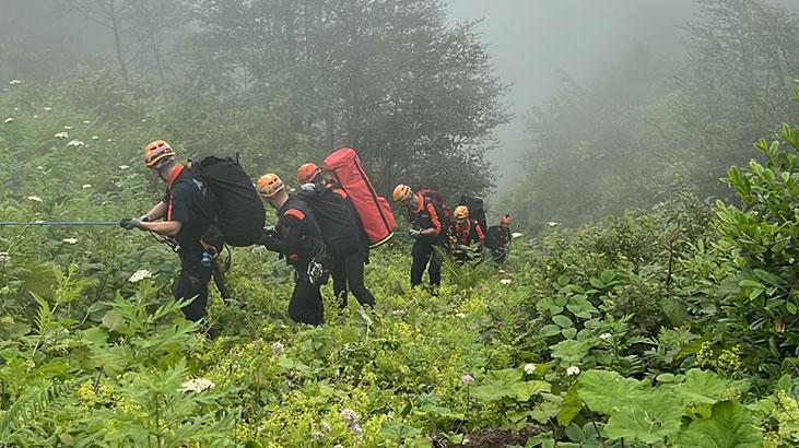 600 metrelik uçurumdan yuvarlanan araçta ölü bulundu