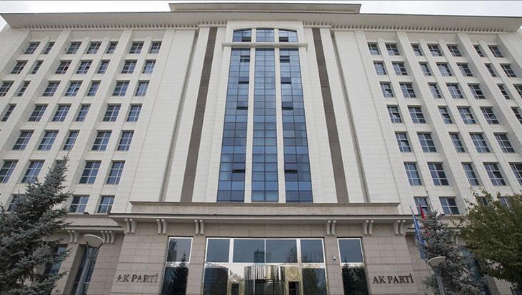 AK Parti’nin üçüncü İnsan Hakları Eğitim Kampı Kocaeli’de sona erdi