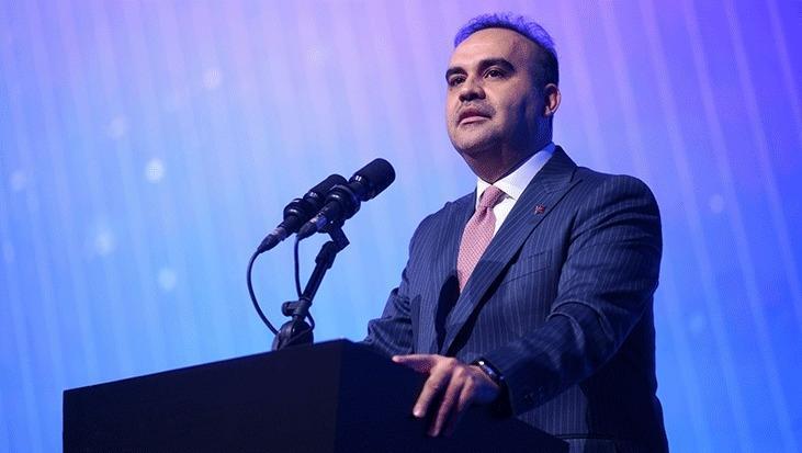 Bakan Kacır: Türk milleti insanlık değerlerinin sancaktarlığını en kuvvetli şekilde icra ediyor