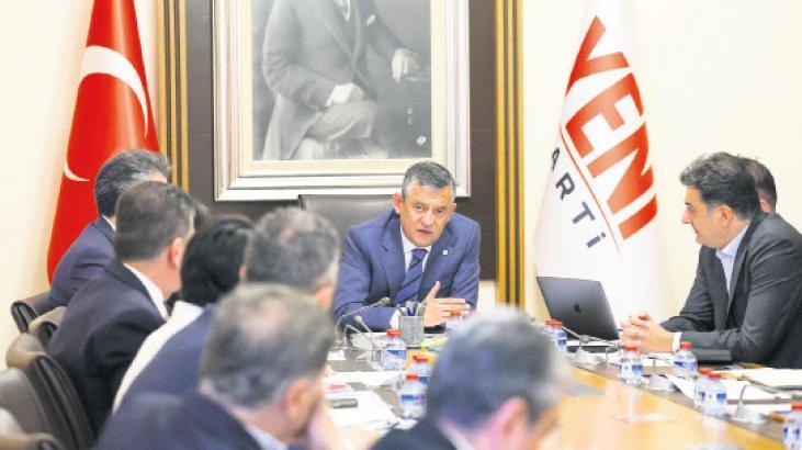‘YENi’ üyeler 300 bini geçti