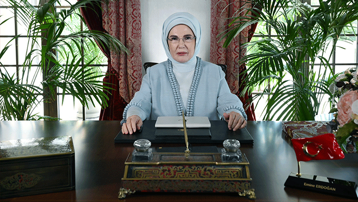 Emine Erdoğan: Tüm çetin sınamaları güçlü toplumsal bağlarla göğüsledik