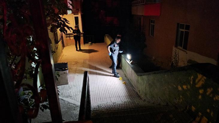 Gece yarısı dehşet anları! Çorum’da apartman dairesine pompalı tüfekle saldırı