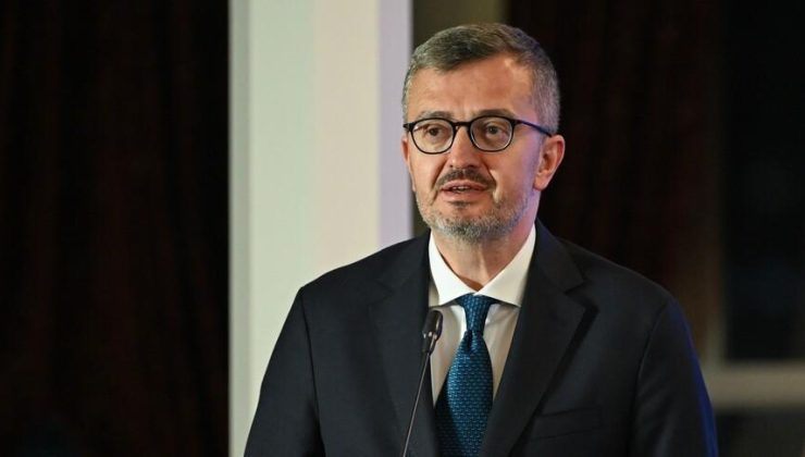 İletişim Başkanı Duran ‘Dijital Egemenlik Ekseninde 2. İletişim Şûrası ve Türkiye’nin Yeni İletişim Vizyonu’ başlıklı makale kaleme aldı