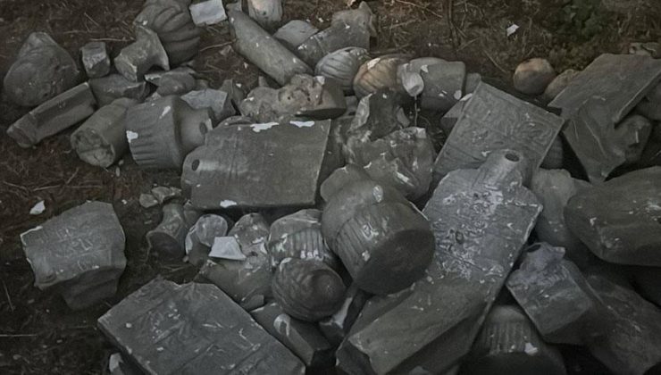 İstanbul’da tarihi mezarlıkta vandallık! 7’si tekme ve taşla parçalandı: İnşallah cezalarını bulurlar