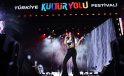 Simge Sağın Malatya’yı salladı! Konser alanında renkli görüntüler