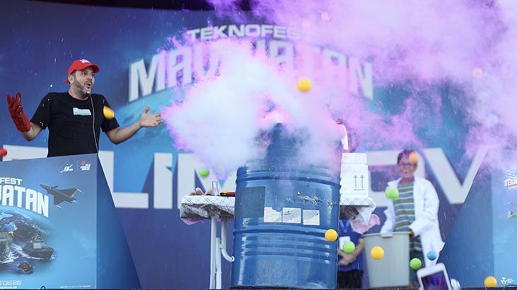 TEKNOFEST Mavi Vatan’da minik bilim insanları sahnede