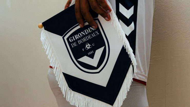 6 lig şampiyonlukları vardı: 1 Euro’ya satıldılar