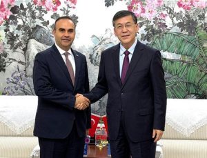 Bakan Kacır, Çinli mevkidaşı Yin Hejun ile bir araya geldi
