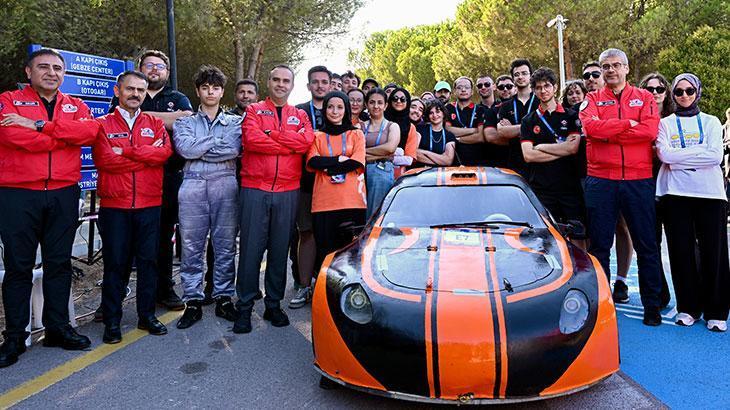 Bakan Kacır, Kocaeli’de TEKNOFEST yarışlarını izledi