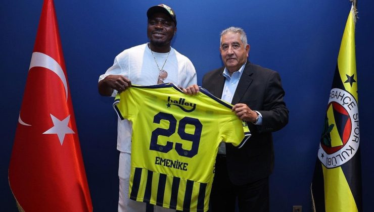 Emenike’den Fenerbahçe’ye sürpriz ziyaret