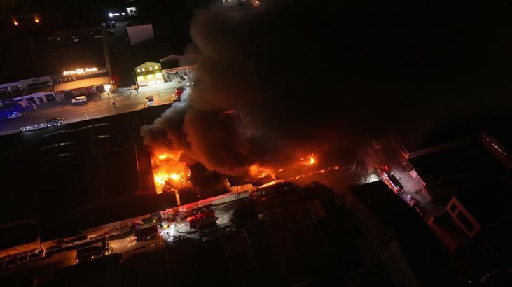 Eskişehir’de Sanayi Sitesi’nde korkutan yangın! Çok sayıda ekip bölgeye sevk edildi