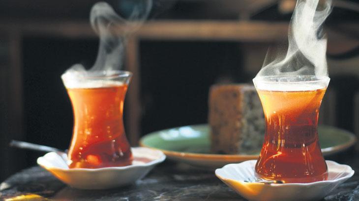 İçmeden biraz bekletin