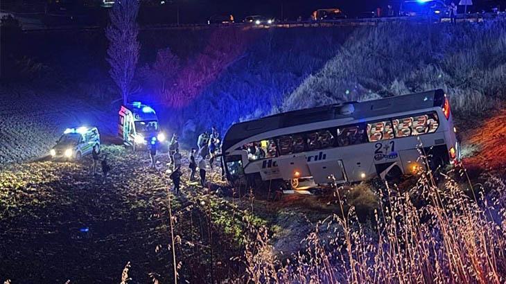 İstanbul’dan Ağrı’ya gidiyordu! Amasya’da yolcu otobüsü şarampole uçtu: 24 yaralı