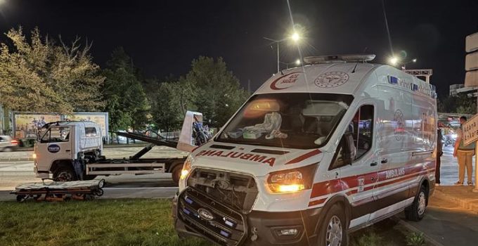 Kayseri’de hasta taşıyan ambulans ile otomobil çarpıştı! 6 yaralı