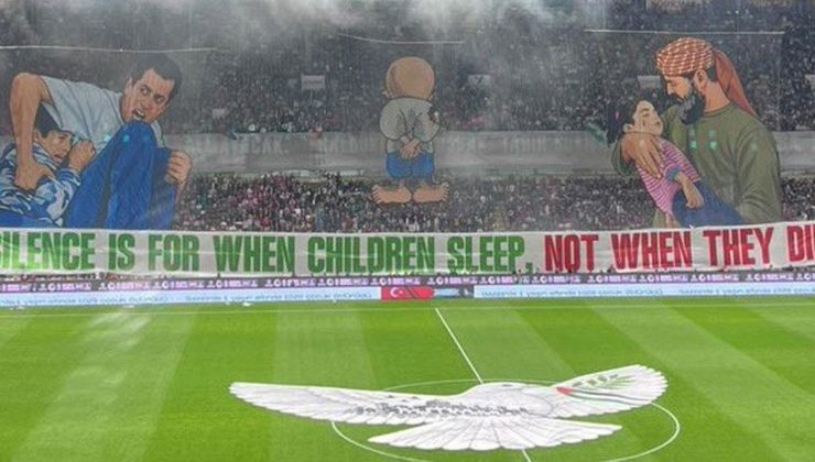 Konyaspor-Filistin maçında anlamlı koreografi! Tribünlerden tüm dünyaya mesaj