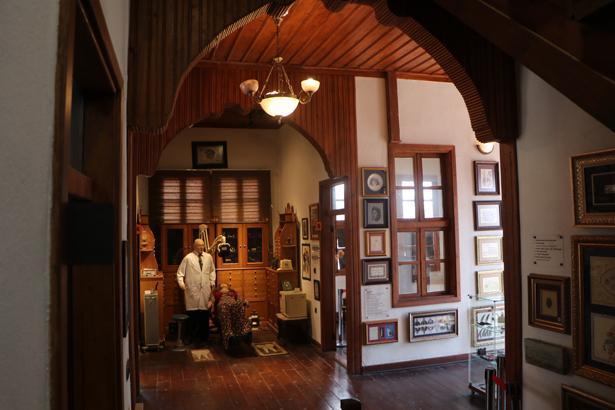 Adana’da tarihin en sıra dışı müzesi! İçinde Atatürk’ün damak kalıbı ve Enver Paşa’nın azı dişi var