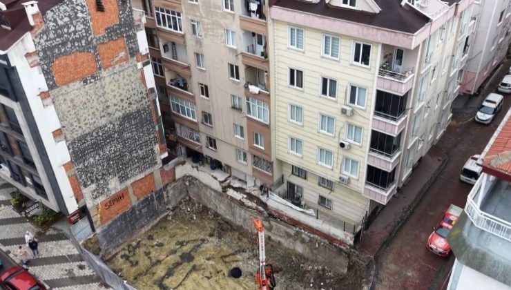 Bahçelievler’de iki binada zemin çökmesi dronla görüntülendi! 20 daire boşaltıldı