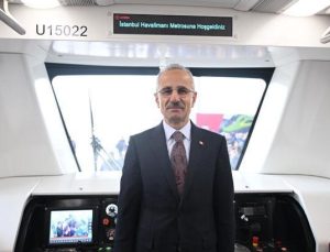 Bakan Uraloğlu: 452 kilometrelik kent içi raylı sistem hattını hizmete sunduk