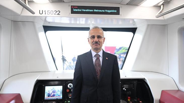 Bakan Uraloğlu: 452 kilometrelik kent içi raylı sistem hattını hizmete sunduk