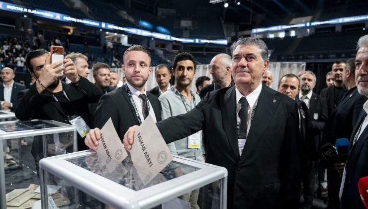 Beşiktaş’ta Serdal Adalı yeniden başkanlığa seçildi